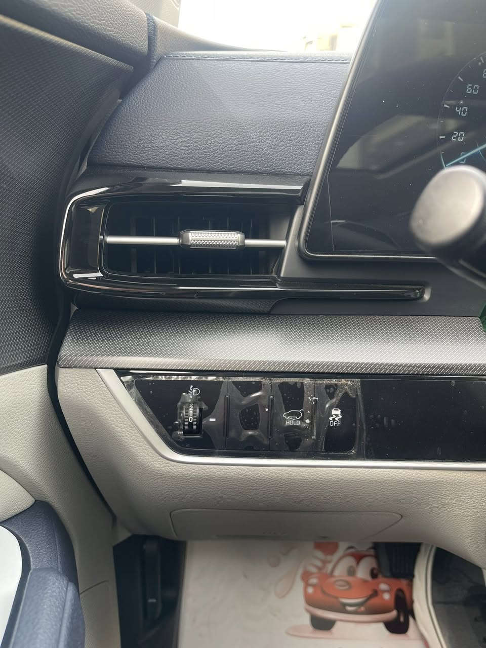 سبورتج ٢٠٢٢ خليجيه ماشيه ١٠ الاف كفاله عامه
رقم بغداد لون ابيض صدفي
مواصفات السياره جايه هيبرد بعني كهرباء وبنزين محرك ٢٠٠٠
بنراما اربع كامرات جلد ابيض دبل كرسي كهرباء كرسي السائق ميموري كير موس كرسي حار بارد شاشه متصله شاحن موبايل صندوك كهرباء رادار اربع جوانب
مواصفاتها اعلا من جي تي لاين
مكان السياره بغداد شارع فلسيطن
بلنسبه للسعر اتصل بيكم خير وتدلل  ‭٠٧٧١ ١٤٩٤٩٤٧
***********
