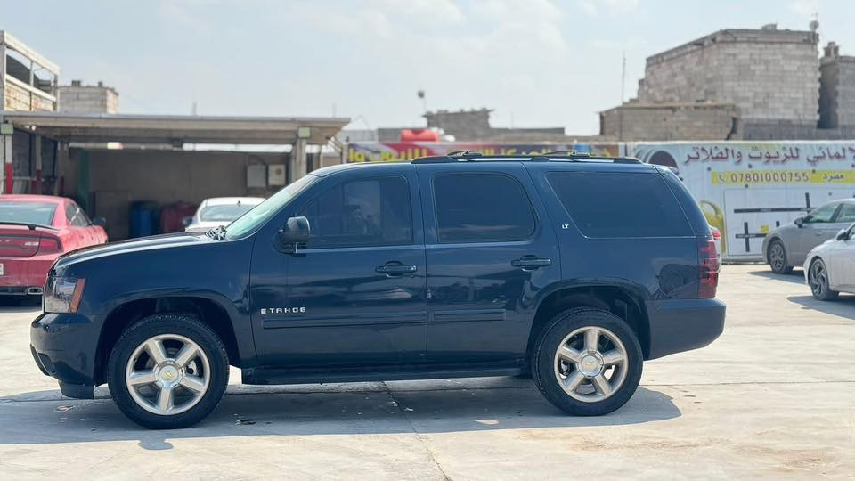 تاهو موديل ٢٠٠٩ ال تي
السيارة جاهزة ما ناقصها برغي 
كير و مكينة مكفولات 
مكفولة من الكص و الانتربول و العشاير و السرقة 
مكان السيارة البصرة 
السعر ٨٥ ورقة و بيها مجال للشراي
ارقام و سنوية بيها 
***********
