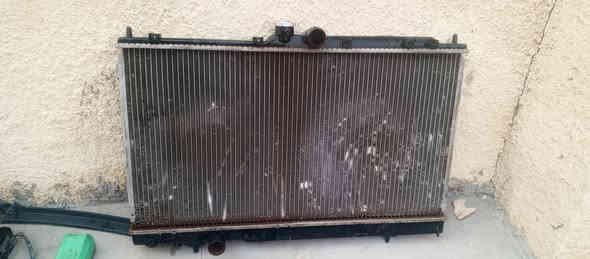 غراض لانسر بومه اصلي للبيع 

راديتر بس القزان مزروف + روز بلاجكتور+ زوج دوشمه استيرن + كتف لايت + درايم شفت بس الاستيك نضيف

قيم واخذ  ***********
