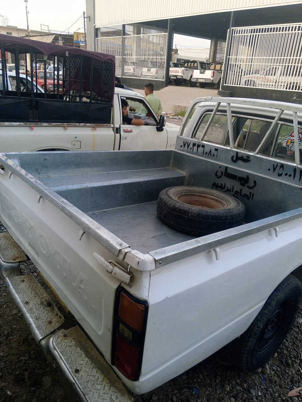 سلام عليكم بيكام 83 دبل نظيف مكينه نضيفه كير شرط اكسل جديد
مصبوغ عام
سنويه عضم جديده رقم جديد كامل بس باقي الاستلام مكان موصل


**إذا كنت صاحب هذا الإعلان وتريد حذفه لأي سبب، رجاءا أرسل رسالة إلى الدعم الفني**