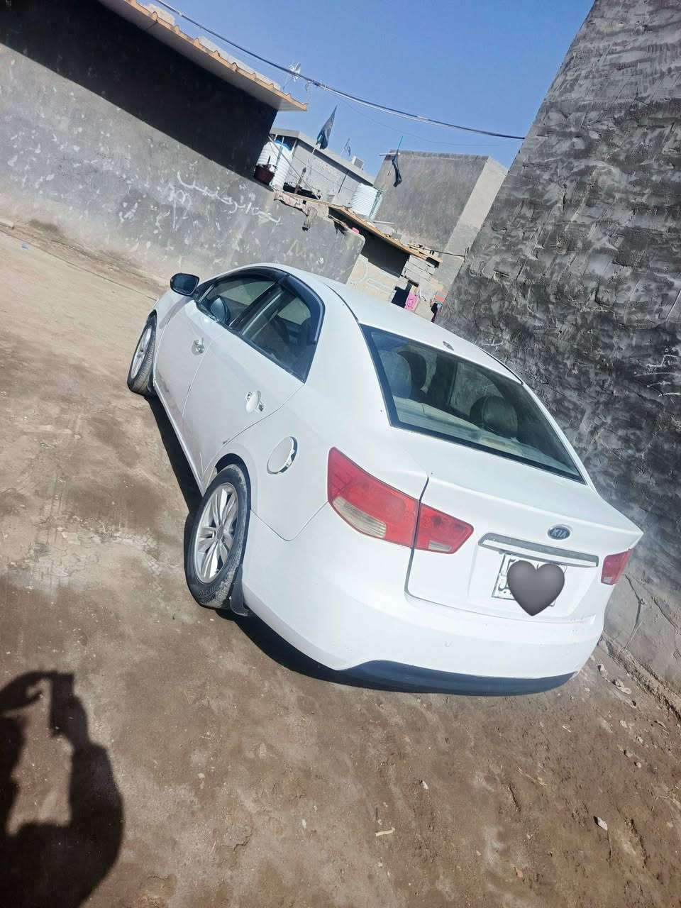 السلام عليكم سيراتو لبيع رقم ربيل تريد وكاله تريد تحويل سياره بيه مكانات صبغ بيع عام سياره حلوه وعله كد لحال تخم تاير دوشمه كير مكينه حلوات السعر ٧٥وبيه مجال مراوس حسب لقناعه مكان واسط صويره ‏‪***********‬‏
