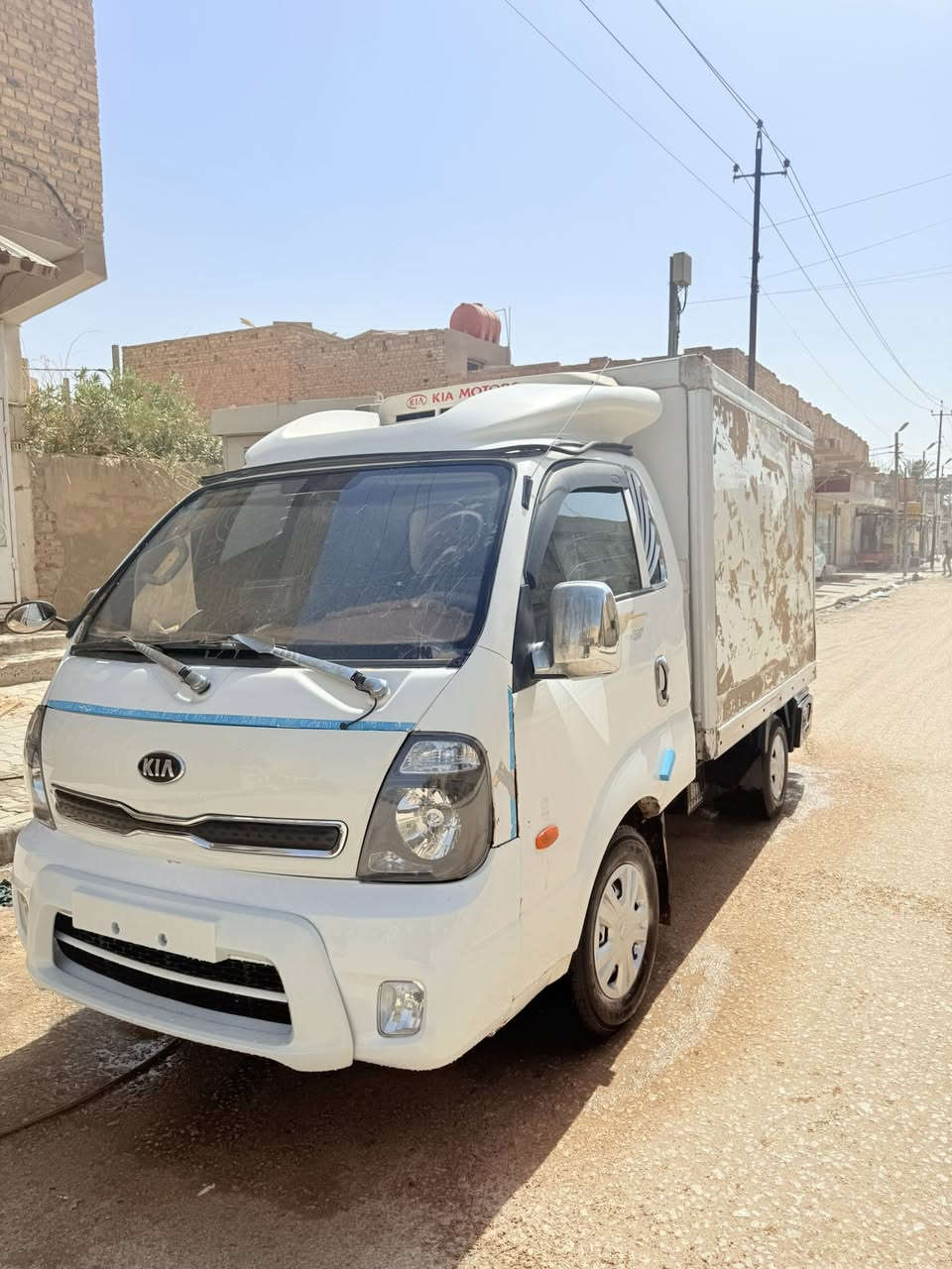 سلام عليكم 
كيه براد 2007 محدث 2020
تبريد تجميد امامي خلفي 
 مكينه 3000 مفتوح مشترك 
تخم تاير امامي 
تخم تايم خلفي 
باتري جديد 
حداديه جديده ستوني سوتها
رقم بغداد بسمي مدمداور ثاني يوم 
المكان دوانيه قضاء الحمزه شرقي
سعر 97 
*********** اتصل وبيك خير وتدلل
