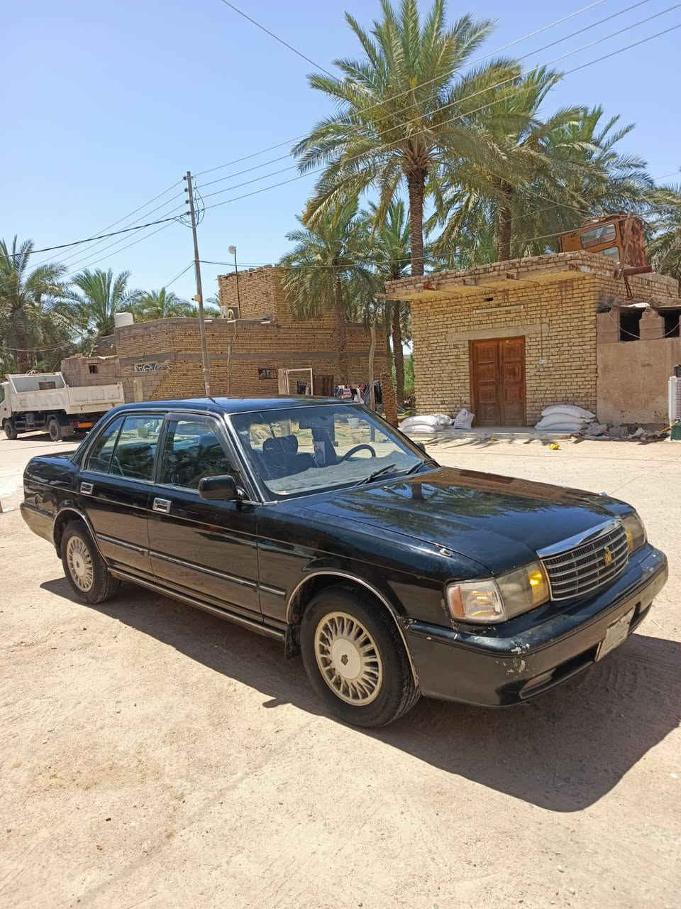 سلام عليكم البيع ارنب محور مصبوغه جماليه بدون ضربه سياره حلوه  مكينه 2ونص جديه كير. امس شديته  جديد الحداديه هم جديده من طول الطول تخم تاير دوخل  جدد لا كسر ولا شي كلش جدد رقم بصره سنويه 28 تحويل ثاني يوم رعيه صاحبي يريد تحويل سياره جهازه من كلشي  تبريد غراضه كلهن موجودات وشغلت بس مامربوط كنبريسر جديده فإن تبريد شغل عوزه بس ربط وغاز سعر 65ببه مجال شراي يتنصل واني خدم والي يمعجبه يدعينه بلرزق  واني خدم بكان سياره بصره الهارثه ***********
