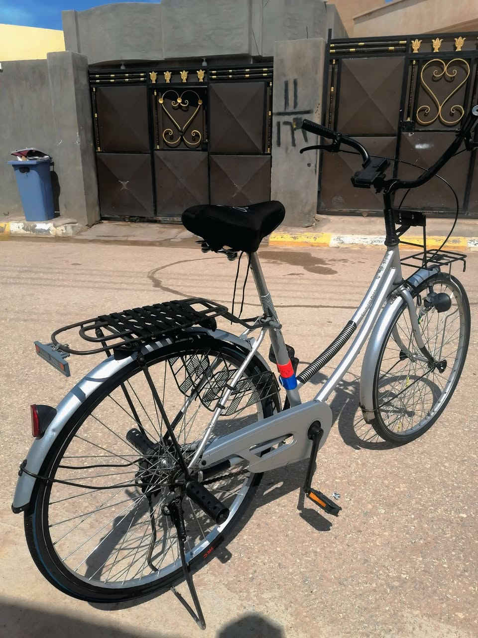 سلام عليكم بايسكل حجم 26 للبيع موديل 2020 لون سلفر نضافه فول زوج تواير جدد وياله عدله بريكات امامي خلفي ويا سييايه اماميه ابيع كامل هوه ولغراض بايسكل بعده جديد ربع ميعووزه هوه وصل 85 وما بعته ورايده ب 100 🔒 مكاني القائم حصيبه ولي يفيده يتفضل خاص


**إذا كنت صاحب هذا الإعلان وتريد حذفه لأي سبب، رجاءا أرسل رسالة إلى الدعم الفني**