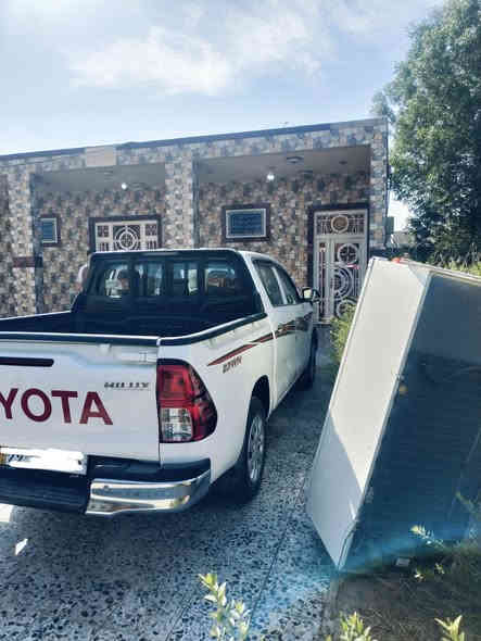 السلام عليكم للبيع هايلوكس 2025 رقم واسط تحويل ثاني يوم السياره جيده كلش اخت الزيرو ماشيه 4000 مكفوله عام حتى من الشخط الزلق شرط ما مغسوله من الشركه 
المكان واسط قضاء الحي السعر 270 
***********
***********
