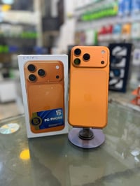 17 برو ماكس دبل سيم كارت  الذاكره 512 بطاريه 100 عدد دورات الشحن 67  ا...