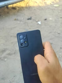سامسونج A72 • ٢٥٦ جيجابايت • رام ٨ جيجابايت