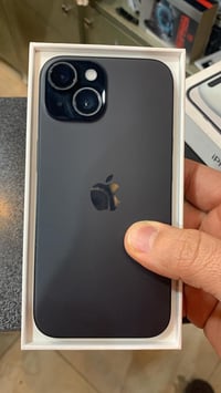 آيفون ١٥ • ١٢٨ • دبل سيم