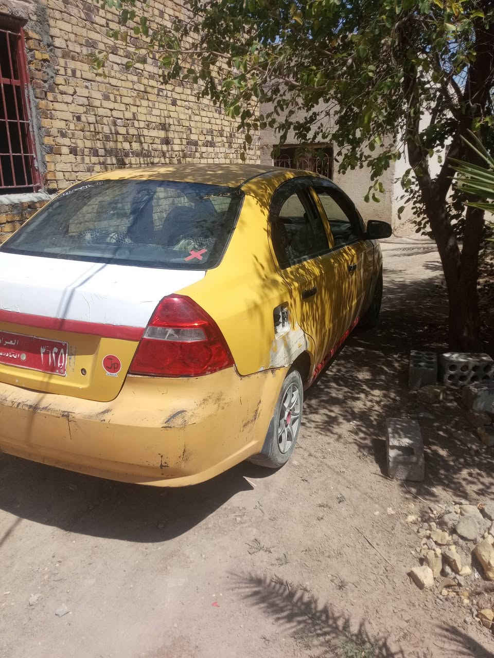 افيو موديل 8 سياره جاهزه مكينه وكير وحداديه كله جديد تخم تاير جديد المكان ديوانيه سنيه *********** تحويل مباشر سياره بسمي ومصفره هيه وغرمات السعر 16وبيه مجال لشراي
