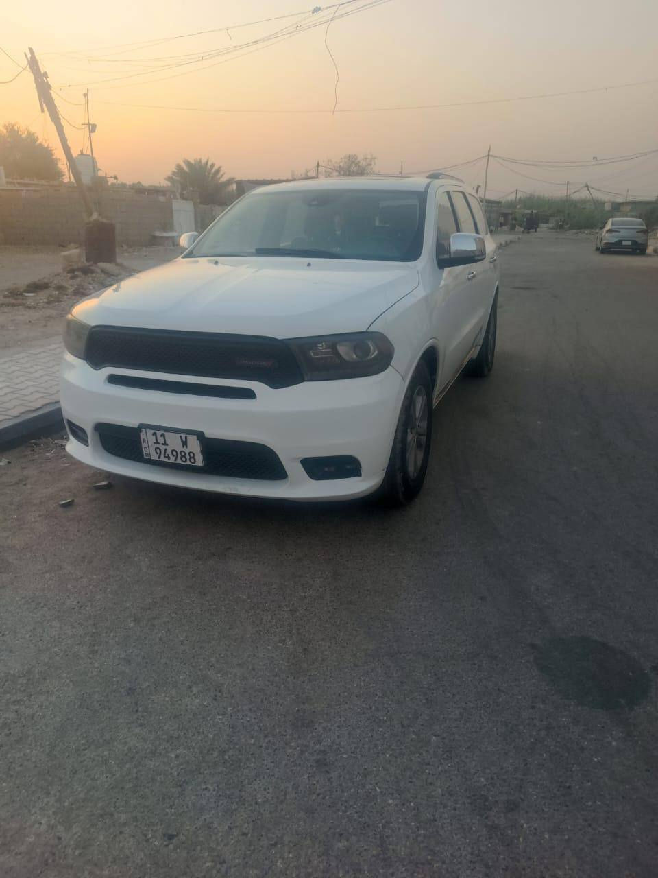 دوج دورنكو2013 سيتاديل فول الفول واحد على واحد السياره بدون ارباك  صبغ حزام جماليه السياره كلش جديده وجاهزه من الدعميه الدعميه
#المواصفات - رقم  بغداد تحويل مباشر تحويل مباشر 
1- محرم  8 سلندر بخاصية توفير الوقود ECO 
3-  + جنطه كهرباي
2-بصمه
5- حساسات خلفية اصل مع خاصية  
7- لايت ١٠٠واط اصلي مع حاجب LED . 
8-  مع تحرك المرايات الجانبية عند الرجوع الى الخلف حسب التحكم
9- السيارة  احدث نظام قيادة بالعالم 
10- ويل كب حجم  20بلادي. طخم تايرات حديث 2020  
12- نظام صوت ٧ سماعات داخل السيارة 
من beats audio من شركة apple
14- تحكم ستيرن كامل امامي وخلفي 
15- شاشة دشبول لمس كبيرة  متكاملة الايعازات . وشاشة ٧ انج معلوملت السيارة والعطلات والرسائل... شاشات كشنات 
17- نظام AUX + Bluetooth . نظام ملاحة GBS شاشت تنته كبيره
+ ذاكرة ميموري كارد موضعي + USB 
18- مانع تزحلق (انزلاق) .
19- تبريد ٤ قطع اكثر من 10 منافذ
20- الكشنات  جلد  ملكي   تبريد و تدفئة و تهوية و مع الستيرن تدفئة وتهوية والمقاعد الخلفية تدفئة
21- كاميرا خلفية دوارة HD 
22-إظهار ضغط الهواء في الاطارات. ومعلومات السيارة الكترونيا مثل كمية دهن محرك و درجة حرارة المحرك والكير والزيت وضغط الزيت الكتروني .
وباقي مواصفات الدورنكو ⁦✔️⁩  ⭐   
 *********** السعر 170مكان السياره كوت السياره جاهزه من الدعميه الدعميه مكانها كوت تفصيل يجي خاص ييع أو مراوس حسب القناعه
