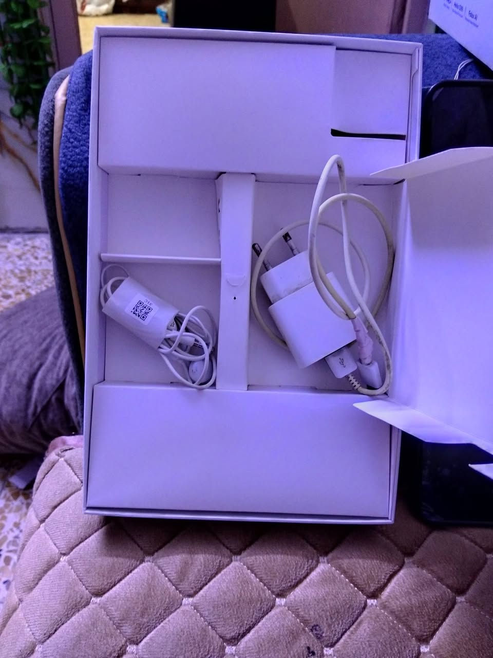 ايباد انفنكس اكس باد رام 4 128 جيجا استخدام قليل كامل ملحقاته وعالفحص سعرة 250 وبي مجال *********** هاذ الرقم بيه واتساب
