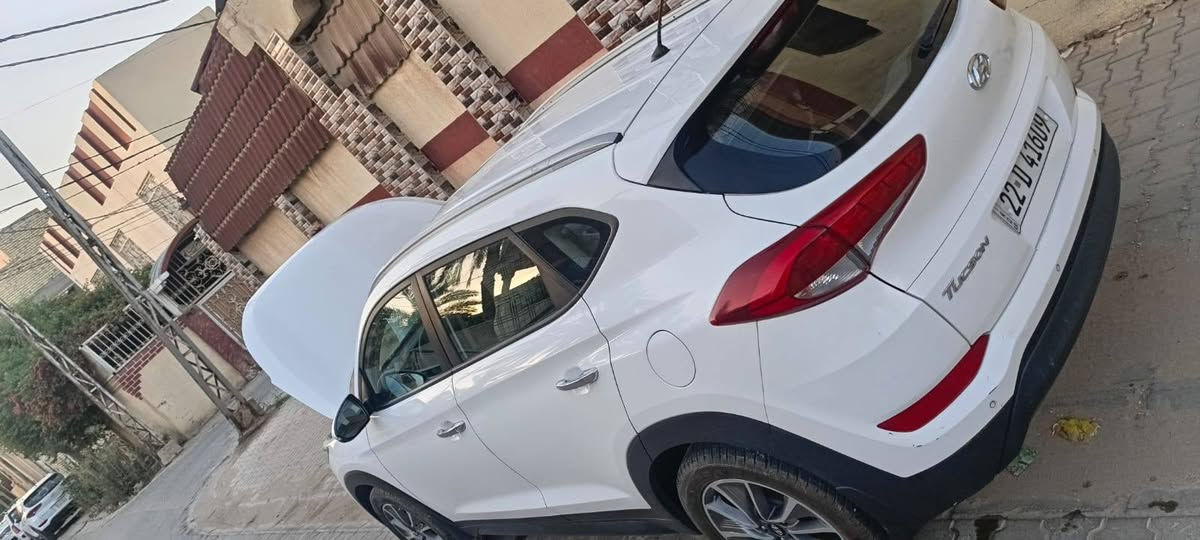 تحيه طيبه
توكسان خليجي 2018نص مواصفات كفاله عامه رقم اربيل
باسمي تحويل مباشر  الرقم الجديد سنويه الى 2029
مواصفاته نص فول سياره جديده وما عايزه برغي ونضيفه
وجناي سياره من سنتها بيدي طلعت من المعرض سياره جديده بمعنه الكلمه 
 ***********
سعر 182وشراي يدلل وبالخدمه
