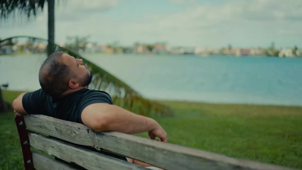 لكامرات النيكون فلتر طابع سينمائي ***********
