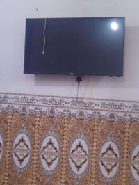 شاشة ٤٣ • نضيفه • سمارت