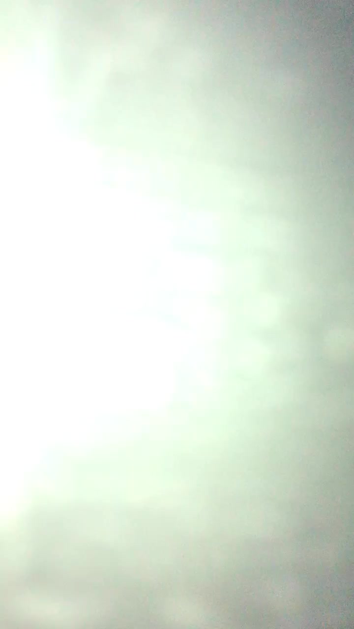 السلام عليكم شباب دراجة R9 للبيع الدراجة نضيفة صارلي شهر من جبتهة طك جيس  الفين 2026 الدراجة كلش حلوة ونضيفة ويجي وياهة بصمة وسويجين وكارتين والشاحنة سريعة تشحن بسرعة ونفس ما كتلك الدراجة كلش نضيفة والشراي اني بالخدمة السعر خاص مكاني بغداد (***********)
