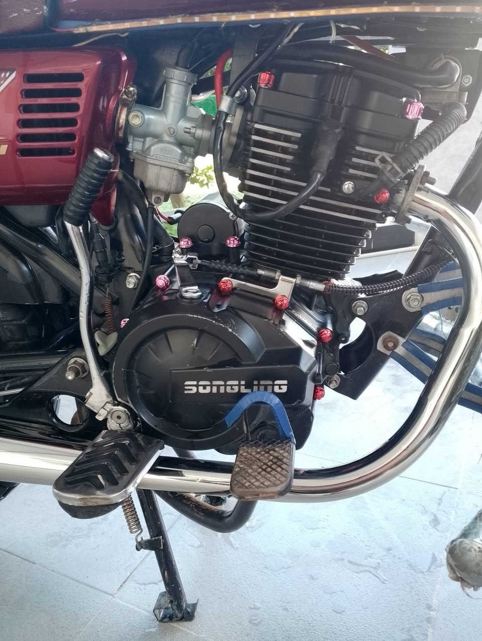 سلام عليكم دراجه سيفان موديل 2026 مكفوله كفاله عامه مابيهه اي نقص بس الماصده متشتغل وراقه بيهه مكينه خير من الله سبانه ماممدود عليهه السعر 800 وبيهه مجال قليل المكان ديالئ الخالص وهذه الرقم ***********
