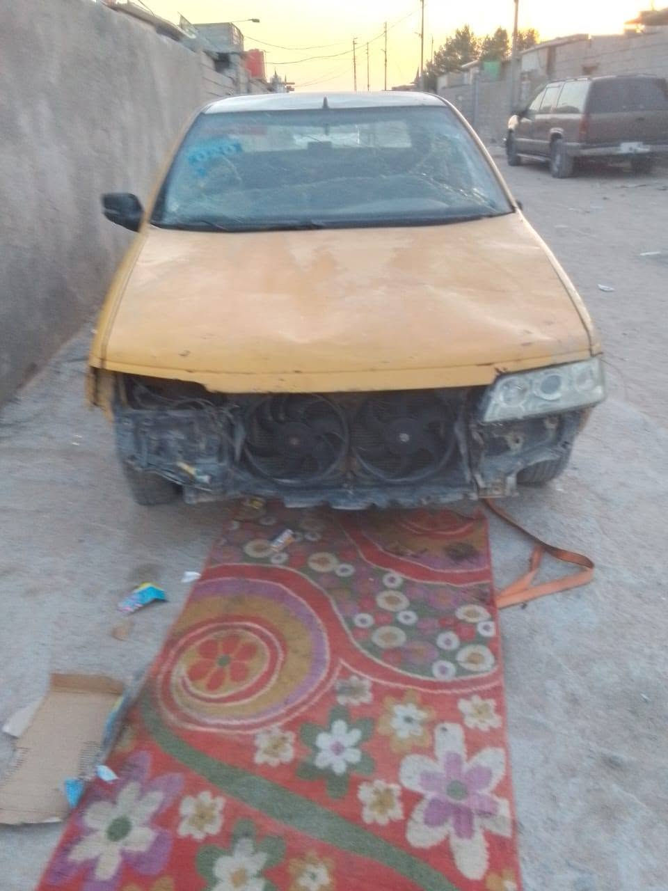 بيجو ٤٥٠ مكينه وكير حلوات بس الكيس مزروف دعاميه موجوده  هاي سياره شوف العين وبيع كوم حديد سعر ١٠ وبيه مجال كلش قليل واتساب  فقط ***********
