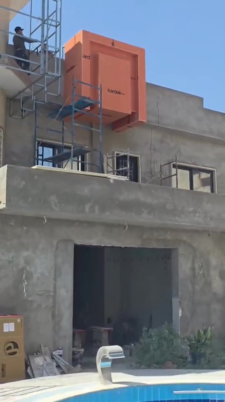 #الاناقة_Alanaqa
🏘️🏘️🏠🏠🏤🏤🏤🏠🏘️🏘️🏠
​لتغليف واجهات المنازل والعمارات التجارية والسكنية #بالفلين التركي، وتغليف المنازل من الداخل أيضاً. ✨
​🌟 من مواصفاته المتميزة:
​#عازل ممتاز للحرارة، الرطوبة، والصوت.
​#خفيف_الوزن ولا يشكل عبئاً على البناء.
​#مقاوم_للصدمات ومتين لفترات طويلة.
​#قابل_لتغيير_الألوان حسب ذوقك واختيارك.
​📐 كما يمكن تنفيذه مباشرةً على #البلوك، #والطابوق، #واللبخ، #والحائط_المصبوغ أيضاً.
​📐 تم تصميم الواجهة من قبل مكتب تألق الهندسي
👨‍💼 بإشراف المهندس صباح
​📍 نعمل في جميع أنحاء #الموصل العزيزة.
​📞 للتواصل والاستفسار حول طبيعة العمل والأسعار، يرجى الاتصال بالأرقام الآتية:
​***********
​***********
​💬 (يمكنكم التواصل معنا عبر الواتساب أيضاً على نفس الأرقام أعلاه).
