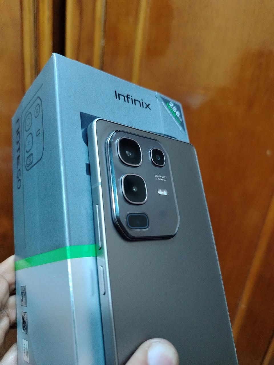 انفينكس نوت50 تيتانيوم مستخدم سبوع
جهاز كامل ماعنده شاحن ماويا جهاز جدا جديد مع ضمان فحص
سعر 225 هاتف ***********
