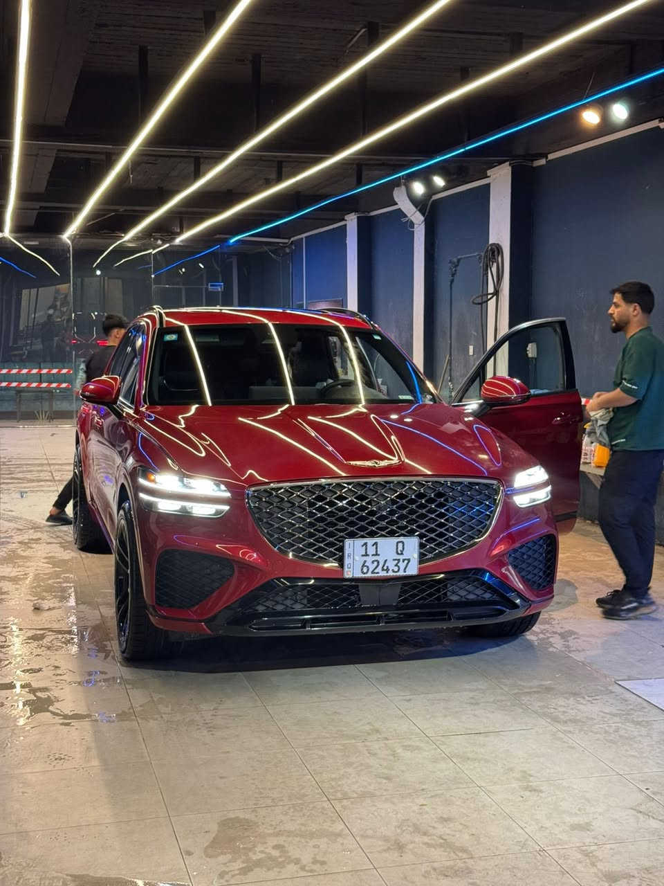 جيسنر GV70✅ موديل 2023
ماكو GV70 بهيج سعر🔥🔥🔥

GV70✅
للبيع سياره رقم بغداد تحويل مباشر كلش حلوه لون احمر كرزي ✅

سياره جديده حادث بدون ايرباكات✅

فل مواصفات فتحه سقف + شاشه عملاقه+كير ماوس+وضعيات قياده سبورت وسبورت بلص ✅ 

وبيه بعد مواصفات هذه شي قليل عنه✅

سياره برغي ماناقصه تفحص كير ومكينه تشغل وتطلع✅

رقم شاصي ✅

KMUMADTB6PU097594

السعر 235$ وبيه مجال بصيط حك جيه ماكو جينسز بهيج سعر🔥🔥🔥

_________________________________________
رابط الكروب لنشر جميع سيارات🔴✅

https://chat.whatsapp.com/BPs0yQv7YQfALoH6OJEcNn?s=cl&p=i&mlu=3&ilr=0


**إذا كنت صاحب هذا الإعلان وتريد حذفه لأي سبب، رجاءا أرسل رسالة إلى الدعم الفني**