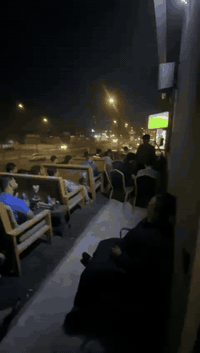 كوفي للبيع العنوان كوكجلي على شارع كوفي شغله خير من الله تجي وتشوف بعيونك سبب البيع ملتزم بل مطعم
***********
