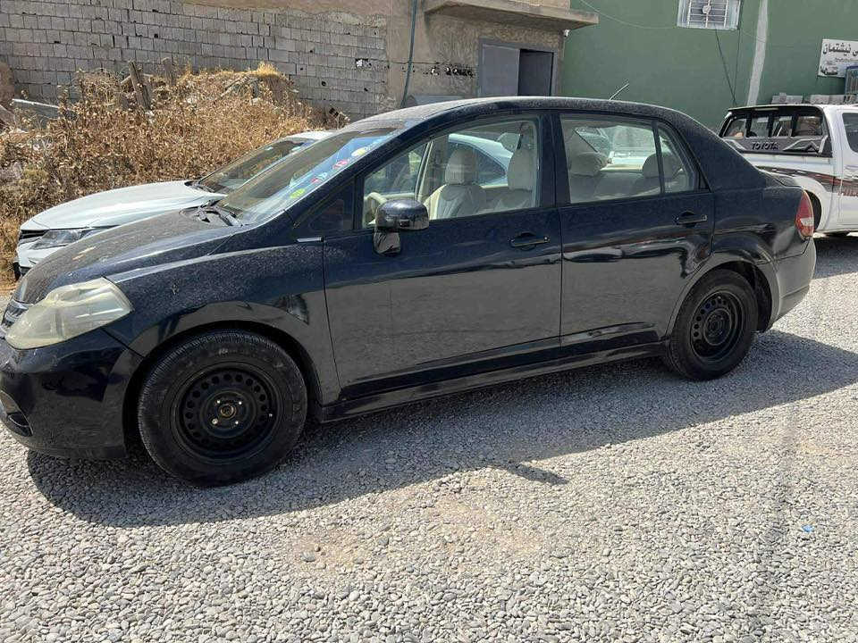 تیدا ٢٠٠٩ یابانی ئەسڵی مەکینە ١٦ مەڕغوب ناو زەرد ڕەقەموو سەنەوی تا کۆتای ٢٩ تازەیە وەرگەڕاو نیە بە وەرگەڕاو ئەیفرۆشم سەیارەیەکی زۆر ڕێکوو پێکوو بێ مەسرەفە سەیارەی ماڵە سێعری قوفڵوو کۆتای ٦٩ گەڵایە تکایە معامەلەی نیە مشتەریت تەلەفون بکە 
***********
