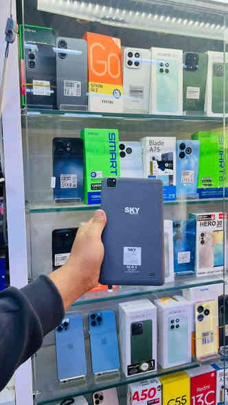 بعيداً عن الانتخابات وصلتني وجبة  ايبادات سكاي 
ذاكرة 32 فول بالسلاسة و السعر 50 الف العدد قليل 
متواجدين للساعه 10 ليلاً معرض ضياء شارع الخليج مقابل مرطبات زهرة الخليج 
***********
