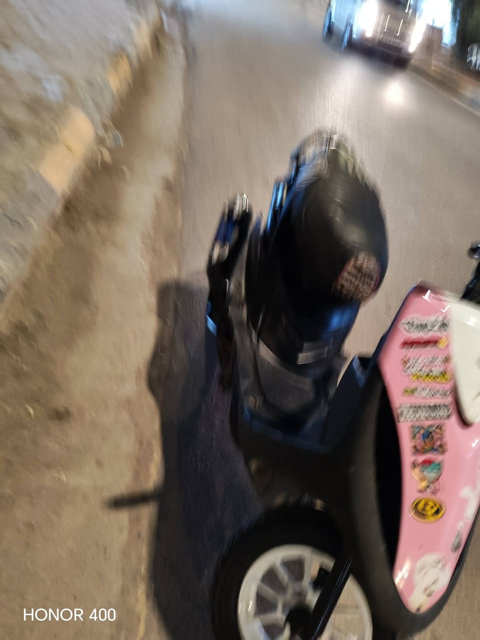 سلام عليكم دراجه ماكس عدله مالعب كفرات كامله مكينه 55 شلعه ومعدل اذا مو ترفع بيك رجعه مكينه لا تنقيص ولا تبخير سلف جديد نكره بكل وقت وين يعجبك افحص الدراجه ممشروكه وبيه مكينه هاون بس باتريه تعبان سعره 425 وبيه مجال للشراي ***********
