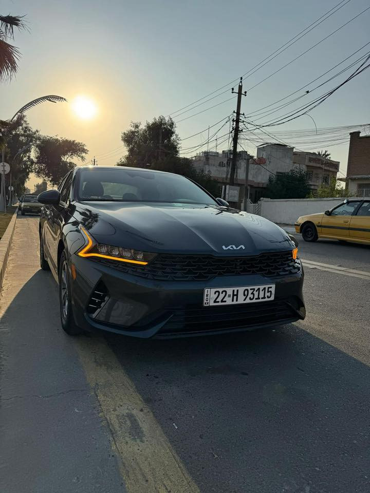 ____ السلام عليكم _____
للبيع للبيع K5 2022 وارد امريكي 

الضرر فقط باب السائق مبدل نفس لون باقي السياره ليبل واحد 

ماشيه 75 الف ميل 

المواصفات / بصمه تشغيل عن بـعد 

كار بلي تبريد تدفئه كـلشي جهاز 

لايت زينون  سياره نص فول  

ويل 16 تخم تيار جديد 

مكينه كير كفاله 

كـلشي مناقصها سياره خير مـטּ اللهہ 

سياره رقم اربيل جديد

 تحويل وكاله شتريد حاضر 

السعر 165 

مكاني بغداد الكاظميه 

للاستفسار واتساب / ***********
