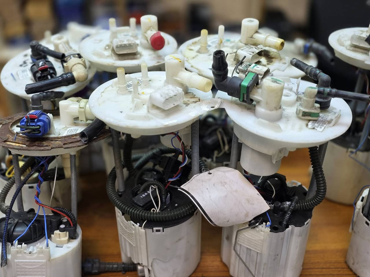 متوفر قواعد فيتبم جميع انواع السيارات الأمريكية ضمان استبدال ٣ أشهر اسعار مناسبة.. ***********
