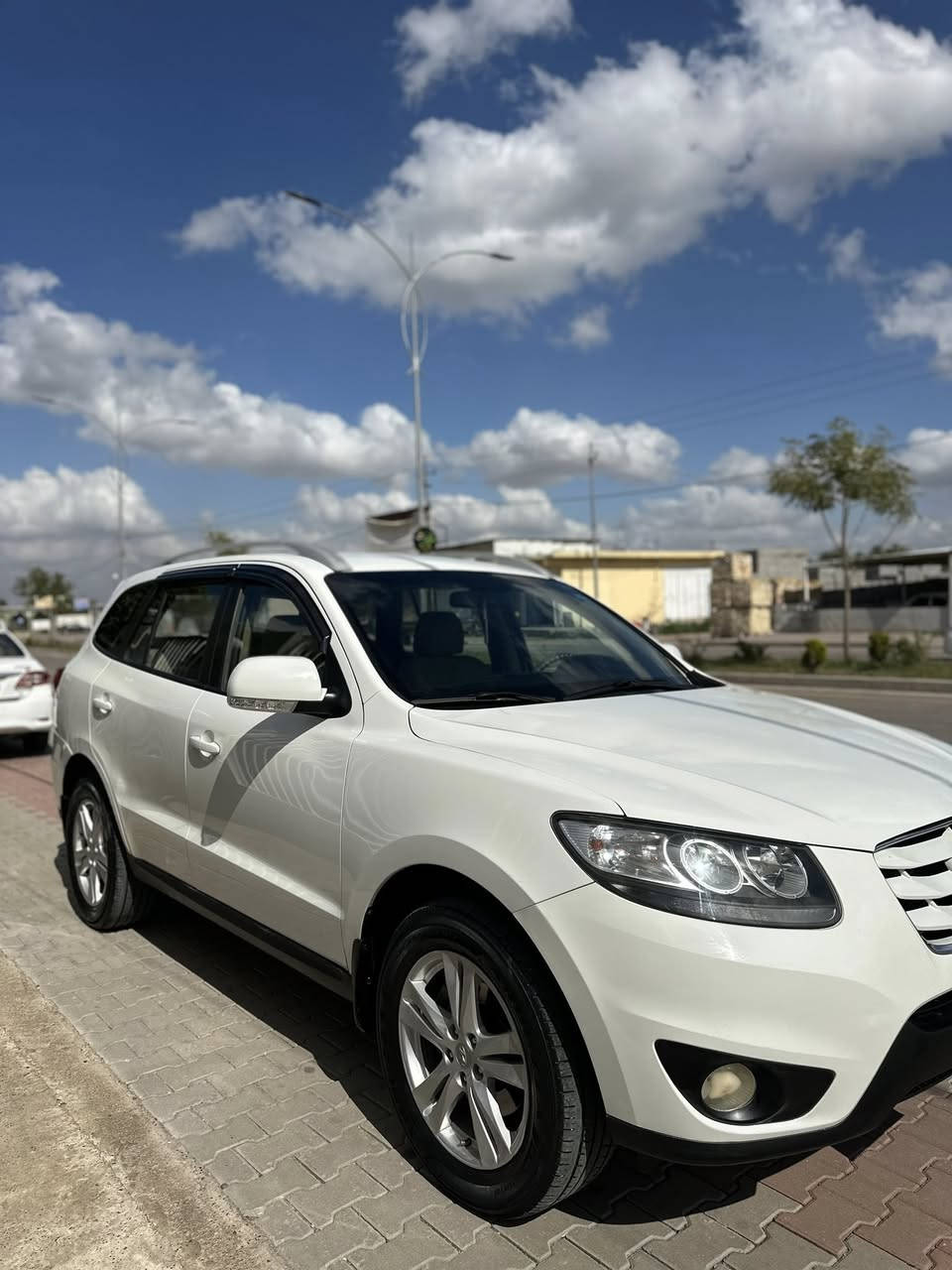 السلام عليّكم
للبيع سنتافي موديل 2012 فول خليجي كفاله عامه شركة عامه ثلاث قطع تبريد 7 راكب 6 سلندر لاتنقيص ولا تبخير حساسات امامي خلفي ماشيه ٢٢٠. بيه فقط بارد موضح بالصوره مكان السياره صلاح آلدين قضاء الضلوعيه 
***********
السعر ١٥٥
