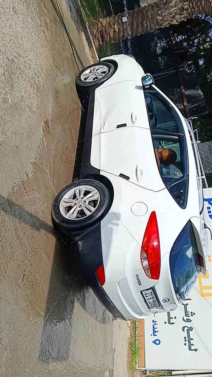 السلام عليكم توسان 2010 خليجي مكفوله عده طخه بلباب موضحه بلصوره  محرك 2000   السياره خيرمن الله السعر130 وبيها مجال للاستفسار ***********
