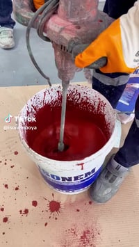 عمل ارضيات المعامل والمجمعات الطبيه والمولات والكراجات والمنازل والاسط...