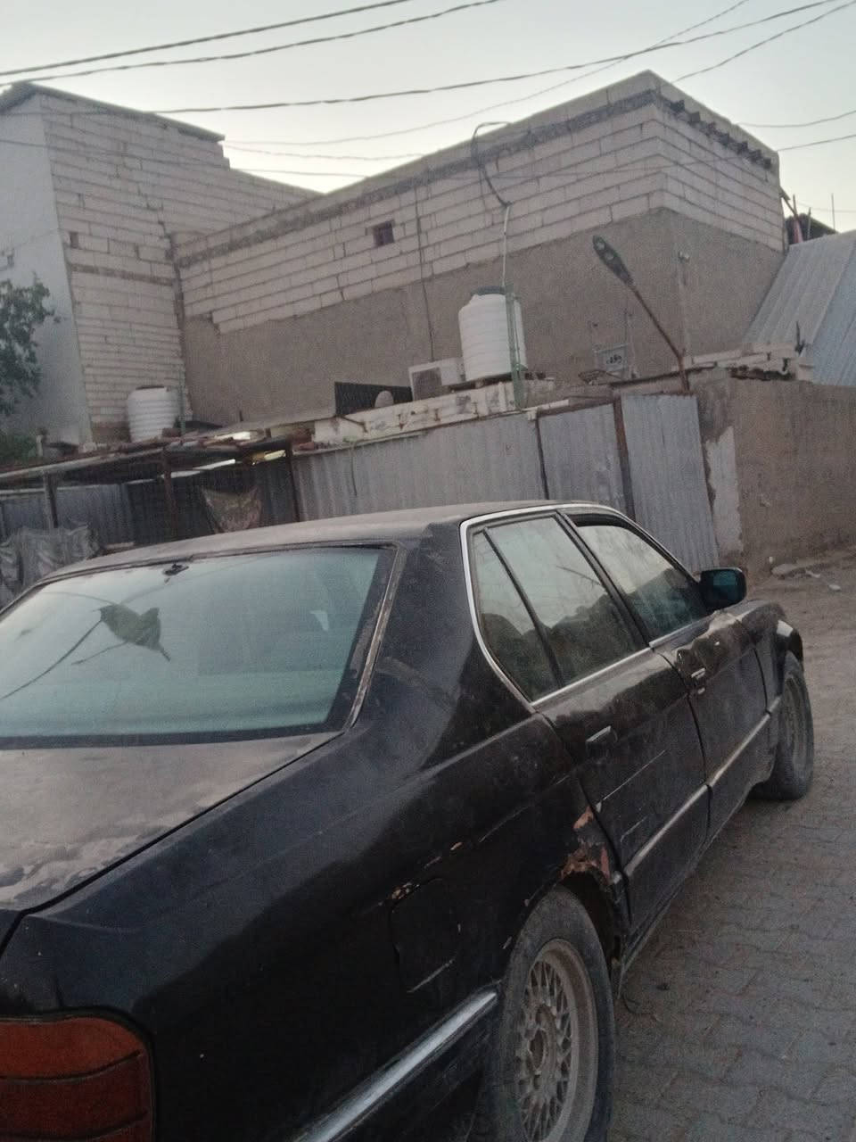 البيع  بيم ٧٣٥ محوره راس الثور نقطه حدادين بس الوره بيع مستعجل كير جديد مكينه ما تنقص خير من الله عندي وكاله عامه ***********
