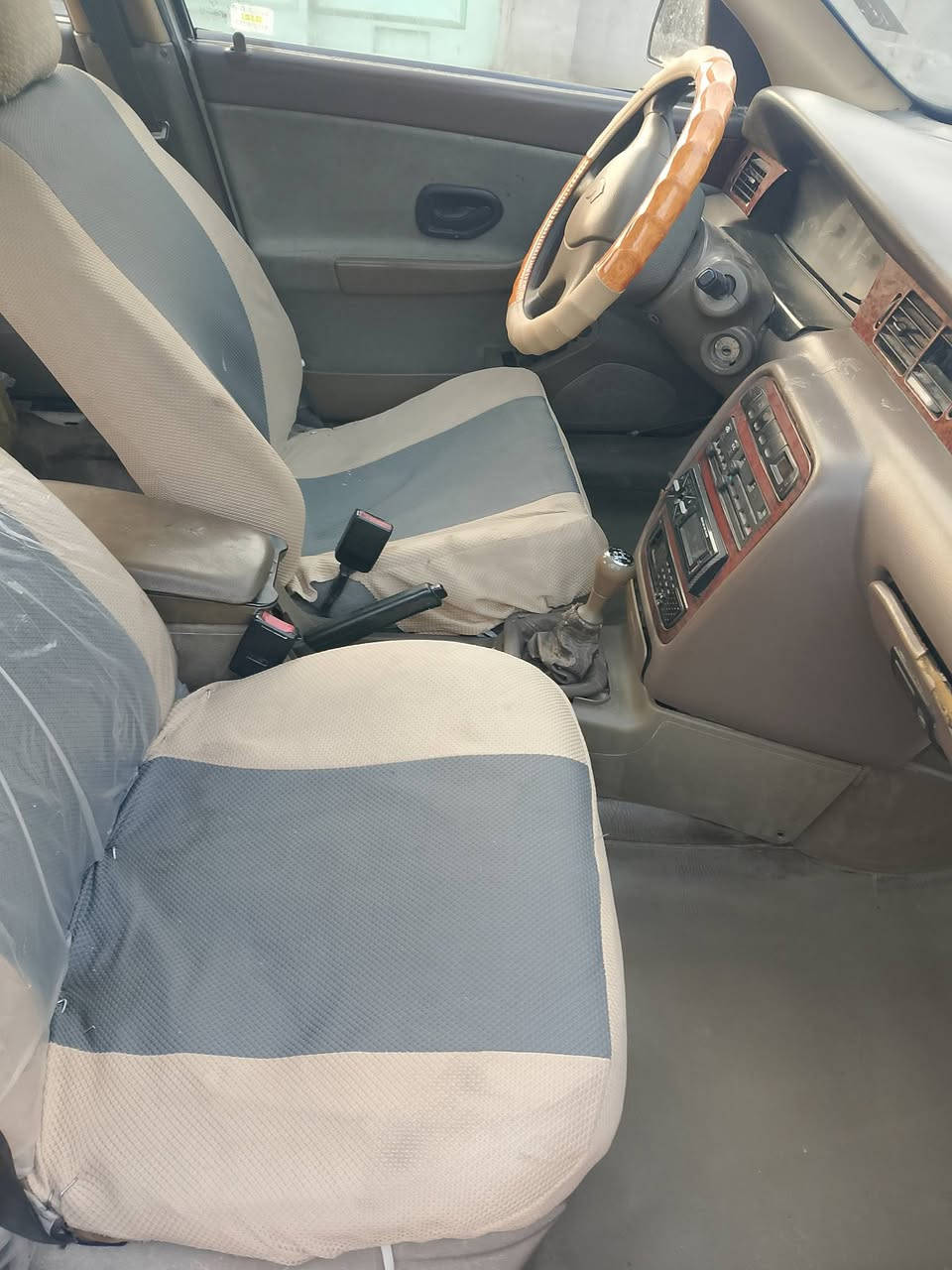 السلام عليكم يا طيبين سمند موديل 2011 مكينه بيه دخان ابيض وبيه تبديل الجاملق الامامي  بجهت العبري وبيه دحجه من وراء بس ما واصله للحوض ابد وهذا كل تفاصيلها لحد يكلي اشبيهه ما بيه المكان النجف قضاء المشخاب السعر 35 وبيه مجال للشراي للاستفسار هذا رقمي وتصل ***********
