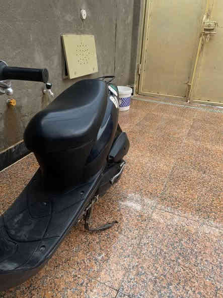 السلام عليكم دراجه ساسوكي رياضي صالي شهرين من طلعتهه من معرض المصطفى كفاله عامه كله شغال وناعمه السعر 500/
***********
