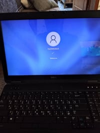 لابتوب مستخدم مع شاحنة+ماوس للبيع 07735293236