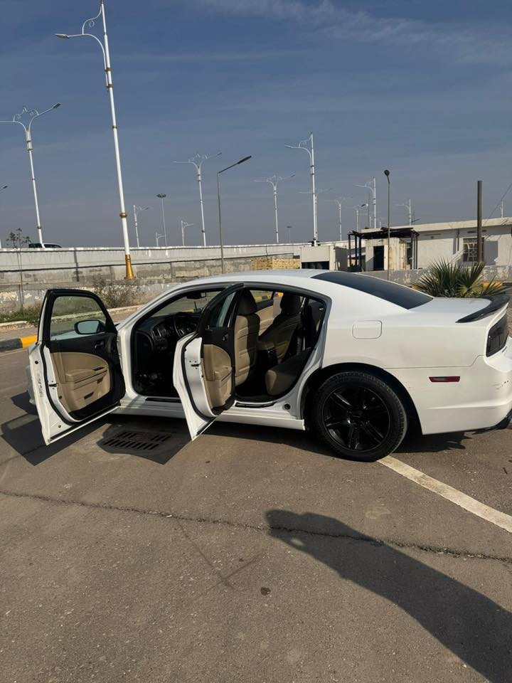 جارجر 2014 خليجيه (ادوات ادوات)داخله من الكويت سياحة وكالة الغانم كفاله من الكص والضربه 
سياره جاهزه من حداديه تخم تاير تبريد ربل مكينه مكينه كفاله كيرها ماوس عنوانها ميسان 

***********
