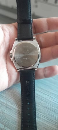 Casio Mtp ساعة جميلة بمينا وأرقام واضحة.   مواصفات الساعة ⌚️  1 جلد طب...