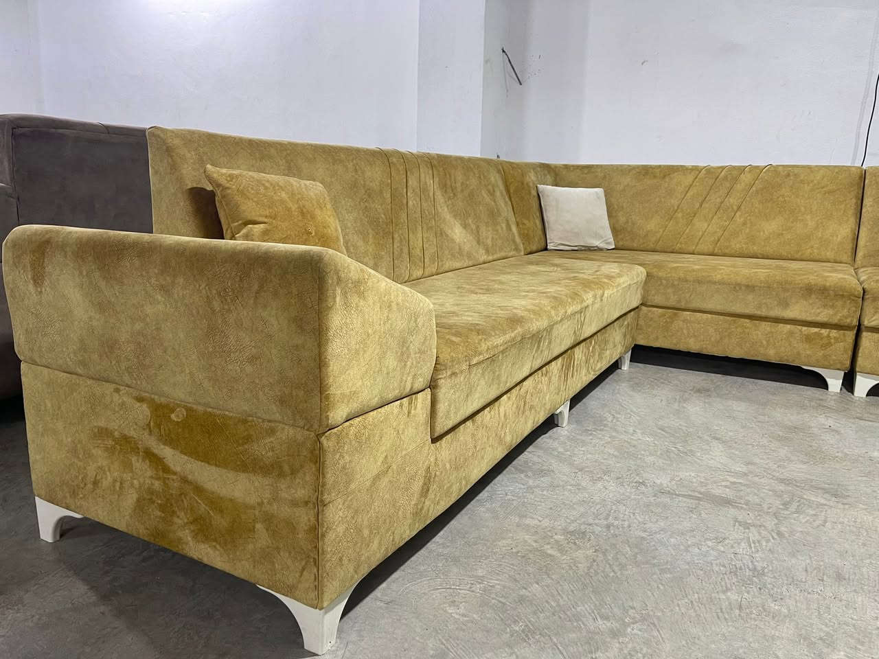 170هەزار 8نەفەری 
دەسکردە بێعەیبە زۆر بەپاکی ماوەتەوە 📦
3گۆشەی لە گەڵایە هیچ عەیبێکی تیا نیە 
شوێنیش کەلار
ژ.م***********
