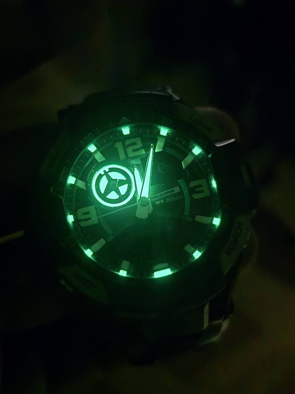ط
ساعة كاسيو جي-شوك ​​جرافيتي ماستر GA-1000-1BDR جي 
مستشعر مزدوج للرجال 
ياباني اصلي مواصفات عديده 
بوصله حراره  
اناره شمعه
اميال وارقام فسفوري 
سير اصلي

١٥٠ دولار 
المكان أربيل يوجد توصيل 

واتساب  ***********
