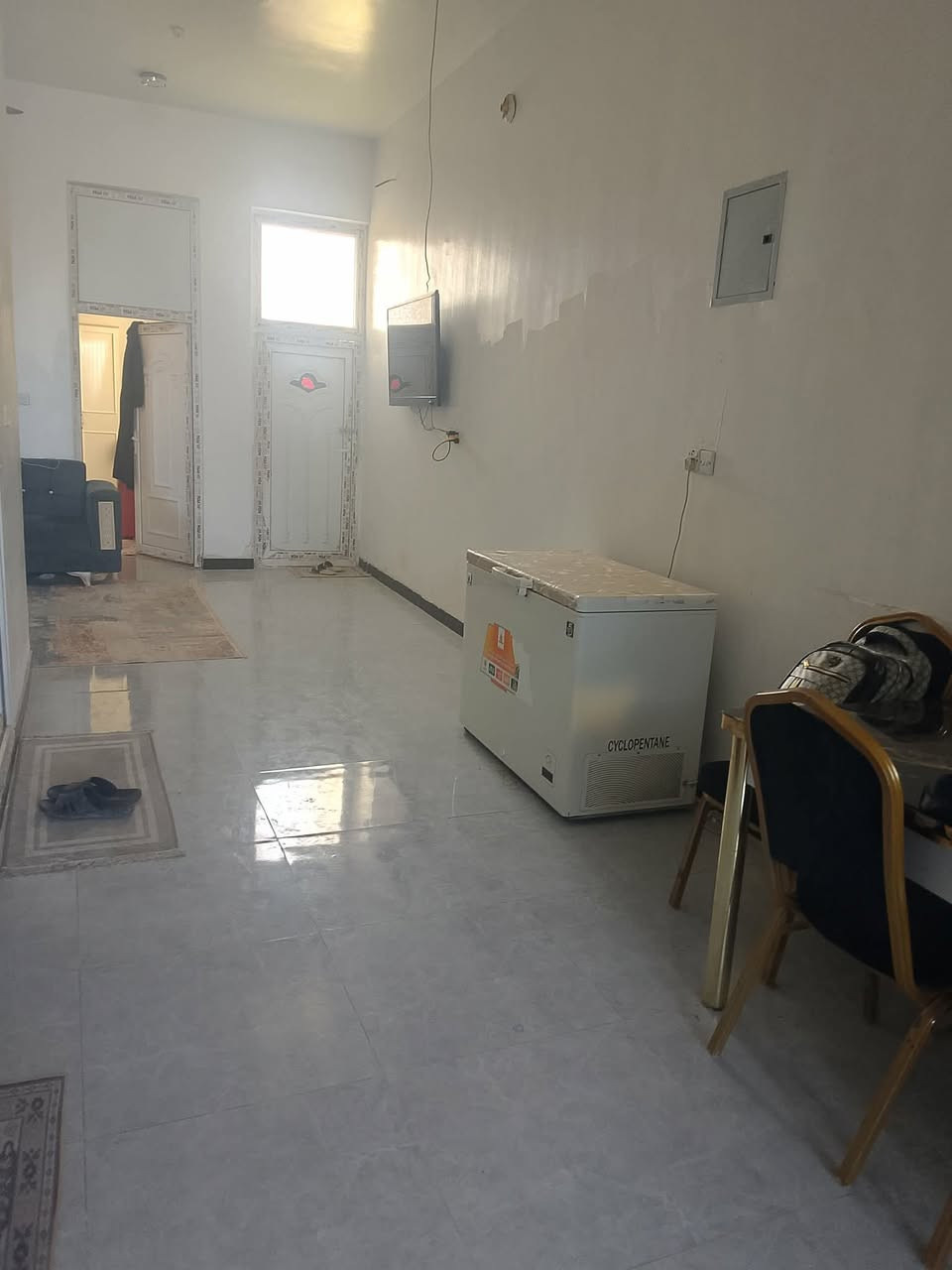 بيت  طابو صرف للبيع موقع مميز امام متنزه
⛳المساحة»  مساحة 125 متر واجه 6.25 و نزال 20 طابق ارضي كامل و الطابق الثاني ما مسقف 
  🌍العنوان»  حي الزهراء خلف العلوة القديمة/  وجه البيت على متنزه 

البيت حديث البناء حديث طابوق  و الاساس صب و السقف كونكريت صب مجاري درجه اولى تاسيس المي درجه اولى 

(((الخدمات المتوفرة))) 
🏞 متنزه  (امام البيت مباشر) 
🏫مدارس (ابتدائية متوسطة و اعدادية) 
@ مجاري 
⛲ ماء 
🏙كهرباء 
🛣 تبليط 
@  رصيف مقرنص
@ مولدة شارع 
@ انترنت كيبل ضوئي
🏥 مستوصف صحي قريب 
📃العقار باسمي و ثاني يوم افتح بيان.  
💰السعر»  سعر العقار 110 
  رقم الموبايل للاستفسار ( ***********)
