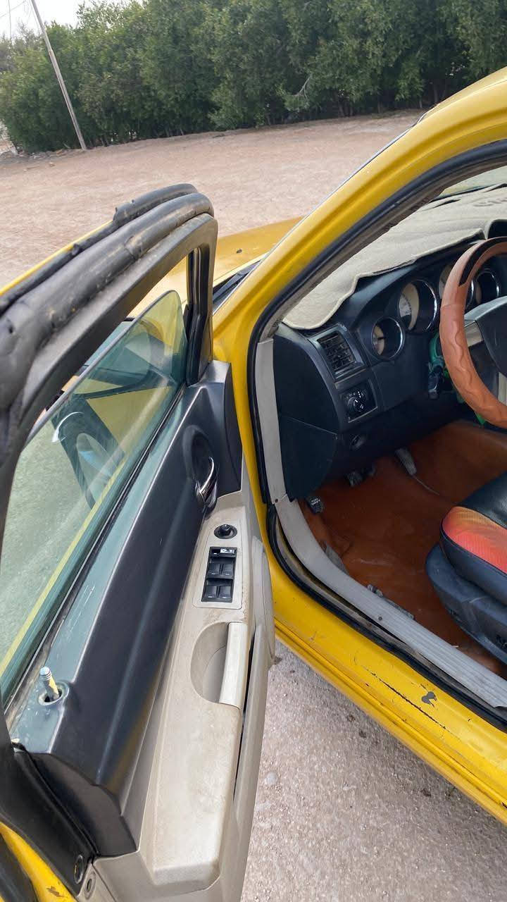 للبيع او المراوس ترهم اقصاد بمقدمة نص المبلغ 
شارجر للبيع موديل 2010وارد أمريكي Rt فول مواصفات فتحه بالقمارة تحكم شاشة أمامية  كشنات جلد مكينة 3.5 اصل شرط لا تبخير ولاتنقيص كير خمس فيش . سيارة حيل نظيفة وجاهزة للعمل تبريد منظومة جديدة  تخم تاير .#السعر 80 وبيه مجالل
خطها بصرة _ نجف 
سيارة رقم أنبار  صدامي نقل جثة أظبارة مكفولة مداور اصولي
الإتصال:***********  العنوان سماوة
