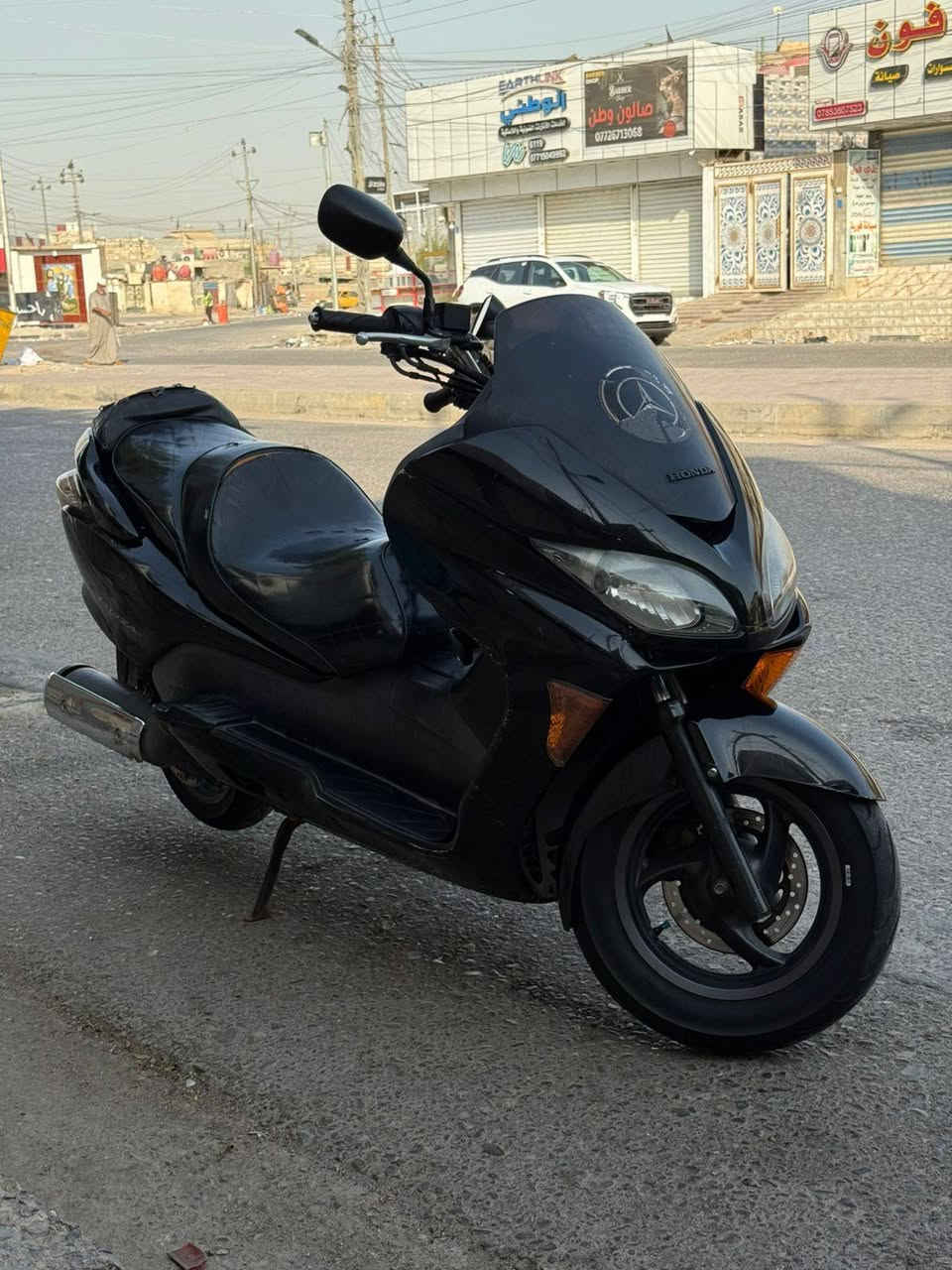 سلام عليكم فورزه للبيع 0.8 عميه بلاد مكفوله كفاله عامه اوراق كامله مدفوع كمرك مستلم رقم جديد / دراجه شلعه معدله فول الدراجه 
رمبه بصمه ستاند جنطه /عالي ناصي أشاير كله شغاله الدراجه تراي رمبه مكمله من كلشي 🪬🤍
العنوان البصره حي لأصدقاء قرب جامع العباس التواصل واتساب ***********
