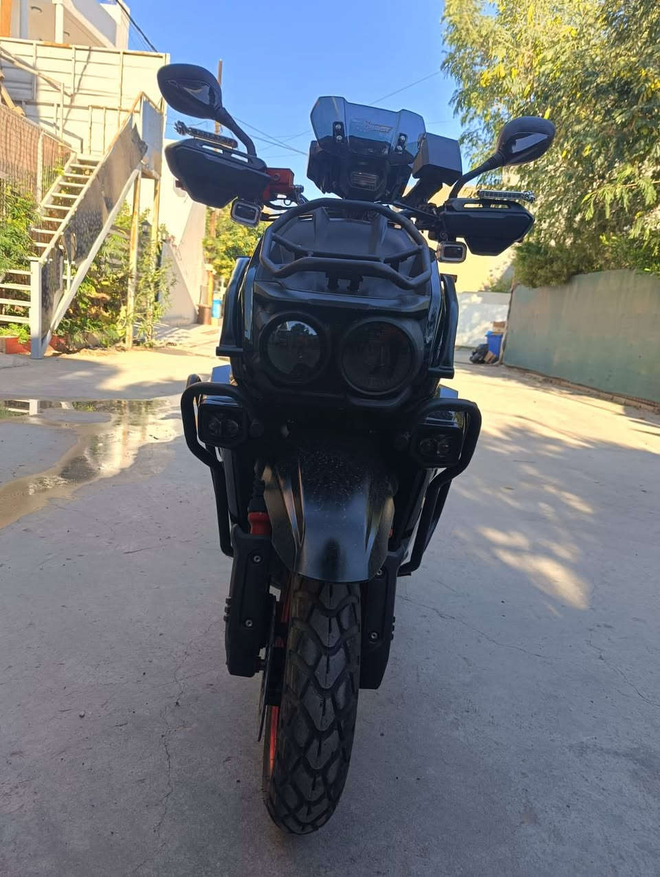دراجة أباتشي موديل 2024
ماشية 2000كم
دراجة تجي بي 
درع أمامي ودروع صفاحية ودرع خلفي
سرعتها 120 محرك 150 ملف نحاس نقي
دبلات خلفيه غاز دبل أمامي هايدروليك دهن
بالنسبة للبركات نظام ABS مانع الانزلاق
دشبول الاكتروني عداد الاكتروني
شاحنة للموبايل + بلوتوث
بلوتوث مالته مابي اي نويز
بلوتوث واضح وعالي صوته
سكن ليد ولايت زنون .... مكان كركوك
*********** وتساب
***********
***********
