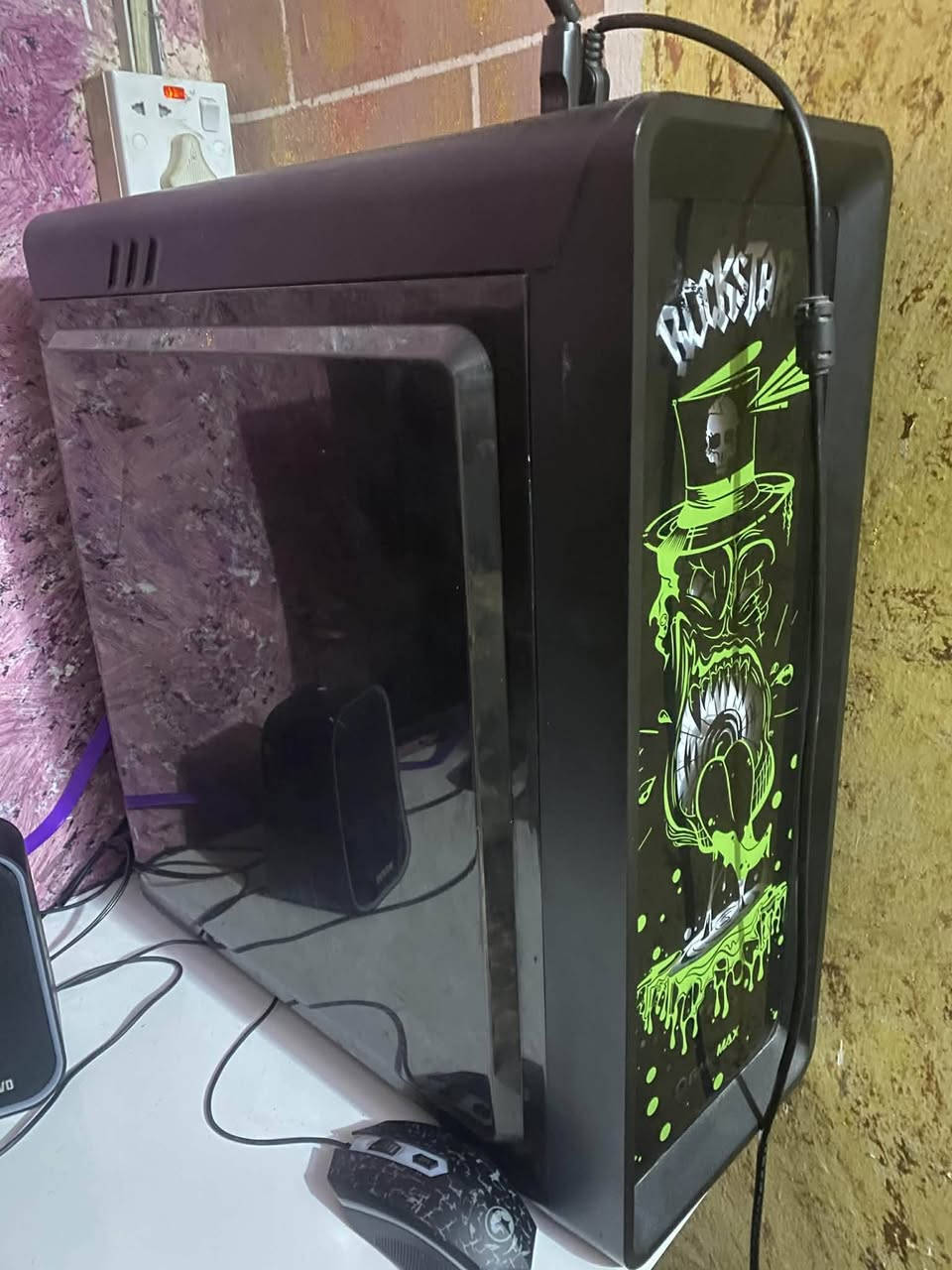 السلام عليكم شباب بورد  z370 altru gaming مع معالج i7.8700للمراوس بكومبو رايزن B450مع معالج  والكيس معاهم مجاني  وإذا تدفع سعر مناسب نتفاهم تواصل ***********
