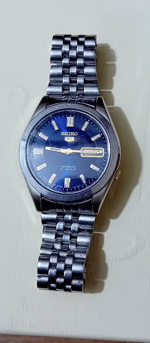 ساعة سايكو 5 ياباني اصلي عاطلة للبيع السعر 50 الف المكان الدورة واتساب ***********
