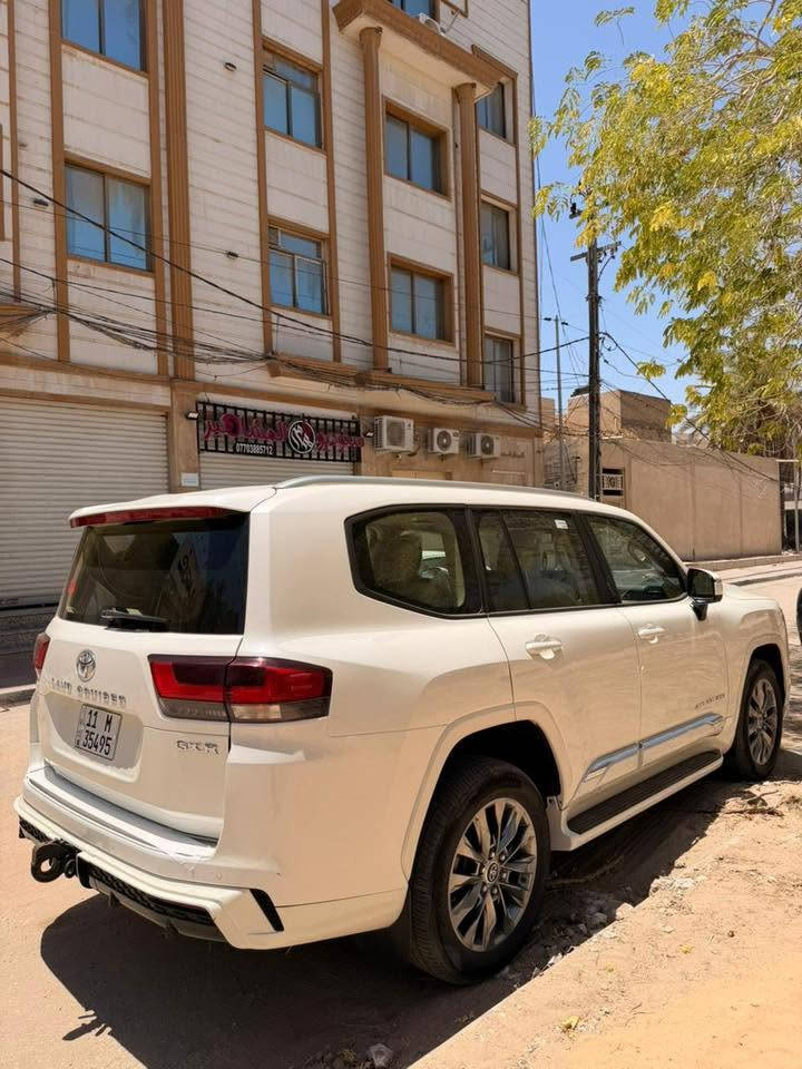 لاندكروز GXR بريم 2023
ماشية  ( 50.000 ) 
العنوان كربلاء 
السعر 650 وبيها مجال 
اتصال فقط ***********
