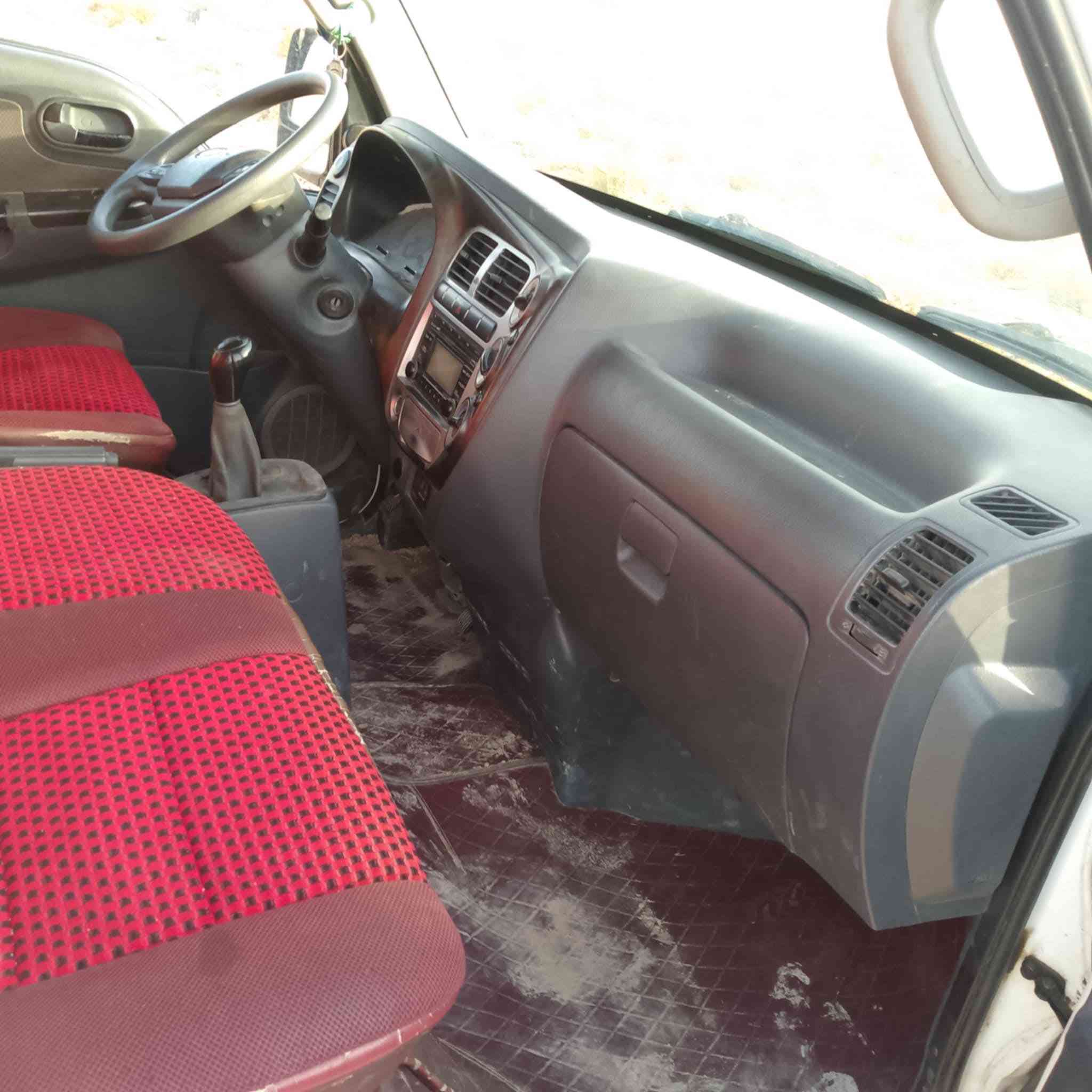 سلام عليكم  كيه حمل للبيع 2017 كفاله عامه سياره بسمي سنويه 2030 السعر 120 وبيه مجال وهاذه رقمي ***********
