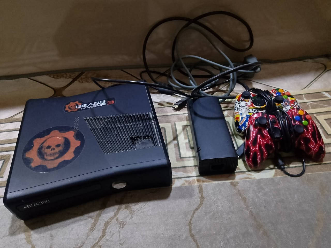 السلام عليكم 
اكس بوكس للبيع 
السعر 90
للاتصال او واتساب ***********
